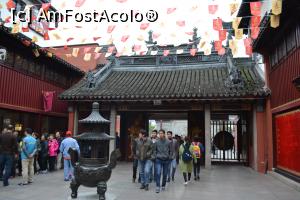 [P40] City God Temple » foto by AZE
 - 
<span class="allrVoted glyphicon glyphicon-heart hidden" id="av860926"></span>
<a class="m-l-10 hidden" id="sv860926" onclick="voting_Foto_DelVot(,860926,11037)" role="button">șterge vot <span class="glyphicon glyphicon-remove"></span></a>
<a id="v9860926" class=" c-red"  onclick="voting_Foto_SetVot(860926)" role="button"><span class="glyphicon glyphicon-heart-empty"></span> <b>LIKE</b> = Votează poza</a> <img class="hidden"  id="f860926W9" src="/imagini/loader.gif" border="0" /><span class="AjErrMes hidden" id="e860926ErM"></span>