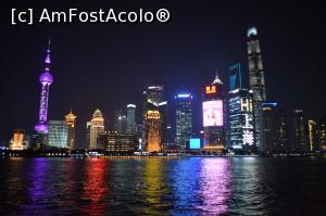 [P02] Skyline Shanghai » foto by AZE
 - 
<span class="allrVoted glyphicon glyphicon-heart hidden" id="av862805"></span>
<a class="m-l-10 hidden" id="sv862805" onclick="voting_Foto_DelVot(,862805,11037)" role="button">șterge vot <span class="glyphicon glyphicon-remove"></span></a>
<a id="v9862805" class=" c-red"  onclick="voting_Foto_SetVot(862805)" role="button"><span class="glyphicon glyphicon-heart-empty"></span> <b>LIKE</b> = Votează poza</a> <img class="hidden"  id="f862805W9" src="/imagini/loader.gif" border="0" /><span class="AjErrMes hidden" id="e862805ErM"></span>