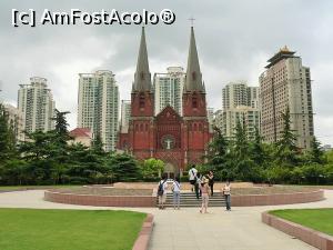 [P03] Mi-ar fi plăcut să văd așa Sf Ignatius din Shanghai » foto by AZE
 - 
<span class="allrVoted glyphicon glyphicon-heart hidden" id="av902546"></span>
<a class="m-l-10 hidden" id="sv902546" onclick="voting_Foto_DelVot(,902546,11037)" role="button">șterge vot <span class="glyphicon glyphicon-remove"></span></a>
<a id="v9902546" class=" c-red"  onclick="voting_Foto_SetVot(902546)" role="button"><span class="glyphicon glyphicon-heart-empty"></span> <b>LIKE</b> = Votează poza</a> <img class="hidden"  id="f902546W9" src="/imagini/loader.gif" border="0" /><span class="AjErrMes hidden" id="e902546ErM"></span>