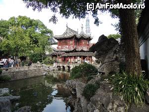 [P22] Shanghai-Yuyuan Garden. Fengshui-ul la el acasă » foto by ebirsan
 - 
<span class="allrVoted glyphicon glyphicon-heart hidden" id="av475434"></span>
<a class="m-l-10 hidden" id="sv475434" onclick="voting_Foto_DelVot(,475434,11037)" role="button">șterge vot <span class="glyphicon glyphicon-remove"></span></a>
<a id="v9475434" class=" c-red"  onclick="voting_Foto_SetVot(475434)" role="button"><span class="glyphicon glyphicon-heart-empty"></span> <b>LIKE</b> = Votează poza</a> <img class="hidden"  id="f475434W9" src="/imagini/loader.gif" border="0" /><span class="AjErrMes hidden" id="e475434ErM"></span>