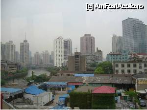 [P08] Blocuri din Shanghai » foto by cdiana
 - 
<span class="allrVoted glyphicon glyphicon-heart hidden" id="av477603"></span>
<a class="m-l-10 hidden" id="sv477603" onclick="voting_Foto_DelVot(,477603,11037)" role="button">șterge vot <span class="glyphicon glyphicon-remove"></span></a>
<a id="v9477603" class=" c-red"  onclick="voting_Foto_SetVot(477603)" role="button"><span class="glyphicon glyphicon-heart-empty"></span> <b>LIKE</b> = Votează poza</a> <img class="hidden"  id="f477603W9" src="/imagini/loader.gif" border="0" /><span class="AjErrMes hidden" id="e477603ErM"></span>