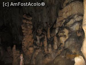 [P16] Stalagmite și coloane ... » foto by puiutea
 - 
<span class="allrVoted glyphicon glyphicon-heart hidden" id="av1243714"></span>
<a class="m-l-10 hidden" id="sv1243714" onclick="voting_Foto_DelVot(,1243714,11045)" role="button">șterge vot <span class="glyphicon glyphicon-remove"></span></a>
<a id="v91243714" class=" c-red"  onclick="voting_Foto_SetVot(1243714)" role="button"><span class="glyphicon glyphicon-heart-empty"></span> <b>LIKE</b> = Votează poza</a> <img class="hidden"  id="f1243714W9" src="/imagini/loader.gif" border="0" /><span class="AjErrMes hidden" id="e1243714ErM"></span>
