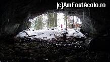 [P10] Portalul pesterii, din interior » foto by ctc
 - 
<span class="allrVoted glyphicon glyphicon-heart hidden" id="av295322"></span>
<a class="m-l-10 hidden" id="sv295322" onclick="voting_Foto_DelVot(,295322,11045)" role="button">șterge vot <span class="glyphicon glyphicon-remove"></span></a>
<a id="v9295322" class=" c-red"  onclick="voting_Foto_SetVot(295322)" role="button"><span class="glyphicon glyphicon-heart-empty"></span> <b>LIKE</b> = Votează poza</a> <img class="hidden"  id="f295322W9" src="/imagini/loader.gif" border="0" /><span class="AjErrMes hidden" id="e295322ErM"></span>
