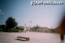 [P28] in fundal, biserica Parascheva, 5 turle, sat Ieroskipou (merci,Iulia)in drumul spre Phafos » foto by Swan1
 - 
<span class="allrVoted glyphicon glyphicon-heart hidden" id="av296372"></span>
<a class="m-l-10 hidden" id="sv296372" onclick="voting_Foto_DelVot(,296372,11054)" role="button">șterge vot <span class="glyphicon glyphicon-remove"></span></a>
<a id="v9296372" class=" c-red"  onclick="voting_Foto_SetVot(296372)" role="button"><span class="glyphicon glyphicon-heart-empty"></span> <b>LIKE</b> = Votează poza</a> <img class="hidden"  id="f296372W9" src="/imagini/loader.gif" border="0" /><span class="AjErrMes hidden" id="e296372ErM"></span>
