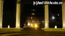 [P23] Coloanele din parcul din fata Universitatii din Aix Les Bains » foto by ileanaxperta*
 - 
<span class="allrVoted glyphicon glyphicon-heart hidden" id="av296173"></span>
<a class="m-l-10 hidden" id="sv296173" onclick="voting_Foto_DelVot(,296173,11059)" role="button">șterge vot <span class="glyphicon glyphicon-remove"></span></a>
<a id="v9296173" class=" c-red"  onclick="voting_Foto_SetVot(296173)" role="button"><span class="glyphicon glyphicon-heart-empty"></span> <b>LIKE</b> = Votează poza</a> <img class="hidden"  id="f296173W9" src="/imagini/loader.gif" border="0" /><span class="AjErrMes hidden" id="e296173ErM"></span>