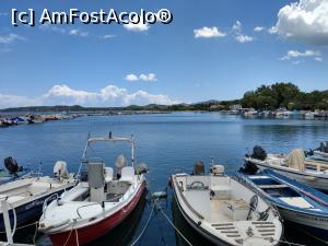 [P35] Portul din Paralia Thermi.  » foto by maryka
 - 
<span class="allrVoted glyphicon glyphicon-heart hidden" id="av993813"></span>
<a class="m-l-10 hidden" id="sv993813" onclick="voting_Foto_DelVot(,993813,11090)" role="button">șterge vot <span class="glyphicon glyphicon-remove"></span></a>
<a id="v9993813" class=" c-red"  onclick="voting_Foto_SetVot(993813)" role="button"><span class="glyphicon glyphicon-heart-empty"></span> <b>LIKE</b> = Votează poza</a> <img class="hidden"  id="f993813W9" src="/imagini/loader.gif" border="0" /><span class="AjErrMes hidden" id="e993813ErM"></span>