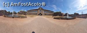 [P88] 88. O încercare de panoramare în curtea interioară a palatului. » foto by msnd
 - 
<span class="allrVoted glyphicon glyphicon-heart hidden" id="av1348151"></span>
<a class="m-l-10 hidden" id="sv1348151" onclick="voting_Foto_DelVot(,1348151,11101)" role="button">șterge vot <span class="glyphicon glyphicon-remove"></span></a>
<a id="v91348151" class=" c-red"  onclick="voting_Foto_SetVot(1348151)" role="button"><span class="glyphicon glyphicon-heart-empty"></span> <b>LIKE</b> = Votează poza</a> <img class="hidden"  id="f1348151W9" src="/imagini/loader.gif" border="0" /><span class="AjErrMes hidden" id="e1348151ErM"></span>