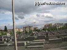 [P05] Monumentul holocaustului facut din pietre cenusii.  » foto by Michi
 - 
<span class="allrVoted glyphicon glyphicon-heart hidden" id="av378911"></span>
<a class="m-l-10 hidden" id="sv378911" onclick="voting_Foto_DelVot(,378911,11101)" role="button">șterge vot <span class="glyphicon glyphicon-remove"></span></a>
<a id="v9378911" class=" c-red"  onclick="voting_Foto_SetVot(378911)" role="button"><span class="glyphicon glyphicon-heart-empty"></span> <b>LIKE</b> = Votează poza</a> <img class="hidden"  id="f378911W9" src="/imagini/loader.gif" border="0" /><span class="AjErrMes hidden" id="e378911ErM"></span>