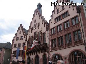 [P22] Cladiri in Romerberg Frankfurt » foto by Michi
 - 
<span class="allrVoted glyphicon glyphicon-heart hidden" id="av379202"></span>
<a class="m-l-10 hidden" id="sv379202" onclick="voting_Foto_DelVot(,379202,11101)" role="button">șterge vot <span class="glyphicon glyphicon-remove"></span></a>
<a id="v9379202" class=" c-red"  onclick="voting_Foto_SetVot(379202)" role="button"><span class="glyphicon glyphicon-heart-empty"></span> <b>LIKE</b> = Votează poza</a> <img class="hidden"  id="f379202W9" src="/imagini/loader.gif" border="0" /><span class="AjErrMes hidden" id="e379202ErM"></span>