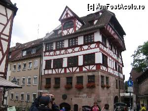 [P34] Casa in care s-a nascut si a locuit A. Durer, Nurnberg » foto by Michi
 - 
<span class="allrVoted glyphicon glyphicon-heart hidden" id="av379214"></span>
<a class="m-l-10 hidden" id="sv379214" onclick="voting_Foto_DelVot(,379214,11101)" role="button">șterge vot <span class="glyphicon glyphicon-remove"></span></a>
<a id="v9379214" class=" c-red"  onclick="voting_Foto_SetVot(379214)" role="button"><span class="glyphicon glyphicon-heart-empty"></span> <b>LIKE</b> = Votează poza</a> <img class="hidden"  id="f379214W9" src="/imagini/loader.gif" border="0" /><span class="AjErrMes hidden" id="e379214ErM"></span>