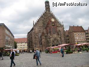 [P43] Piata si catedrala din Nurnberg » foto by Michi
 - 
<span class="allrVoted glyphicon glyphicon-heart hidden" id="av379223"></span>
<a class="m-l-10 hidden" id="sv379223" onclick="voting_Foto_DelVot(,379223,11101)" role="button">șterge vot <span class="glyphicon glyphicon-remove"></span></a>
<a id="v9379223" class=" c-red"  onclick="voting_Foto_SetVot(379223)" role="button"><span class="glyphicon glyphicon-heart-empty"></span> <b>LIKE</b> = Votează poza</a> <img class="hidden"  id="f379223W9" src="/imagini/loader.gif" border="0" /><span class="AjErrMes hidden" id="e379223ErM"></span>