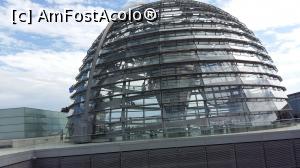 [P03] Cupola de sticla de pe palatul parlamentului » foto by scoty
 - 
<span class="allrVoted glyphicon glyphicon-heart hidden" id="av931948"></span>
<a class="m-l-10 hidden" id="sv931948" onclick="voting_Foto_DelVot(,931948,11101)" role="button">șterge vot <span class="glyphicon glyphicon-remove"></span></a>
<a id="v9931948" class=" c-red"  onclick="voting_Foto_SetVot(931948)" role="button"><span class="glyphicon glyphicon-heart-empty"></span> <b>LIKE</b> = Votează poza</a> <img class="hidden"  id="f931948W9" src="/imagini/loader.gif" border="0" /><span class="AjErrMes hidden" id="e931948ErM"></span>