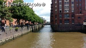 [P04] Hamburg » foto by scoty
 - 
<span class="allrVoted glyphicon glyphicon-heart hidden" id="av931949"></span>
<a class="m-l-10 hidden" id="sv931949" onclick="voting_Foto_DelVot(,931949,11101)" role="button">șterge vot <span class="glyphicon glyphicon-remove"></span></a>
<a id="v9931949" class=" c-red"  onclick="voting_Foto_SetVot(931949)" role="button"><span class="glyphicon glyphicon-heart-empty"></span> <b>LIKE</b> = Votează poza</a> <img class="hidden"  id="f931949W9" src="/imagini/loader.gif" border="0" /><span class="AjErrMes hidden" id="e931949ErM"></span>