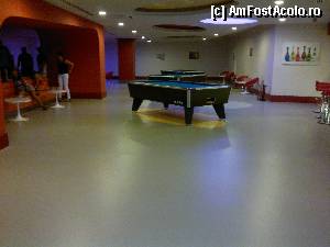 [P03] biliard si bowling » foto by maneaoradea
 - 
<span class="allrVoted glyphicon glyphicon-heart hidden" id="av351221"></span>
<a class="m-l-10 hidden" id="sv351221" onclick="voting_Foto_DelVot(,351221,11127)" role="button">șterge vot <span class="glyphicon glyphicon-remove"></span></a>
<a id="v9351221" class=" c-red"  onclick="voting_Foto_SetVot(351221)" role="button"><span class="glyphicon glyphicon-heart-empty"></span> <b>LIKE</b> = Votează poza</a> <img class="hidden"  id="f351221W9" src="/imagini/loader.gif" border="0" /><span class="AjErrMes hidden" id="e351221ErM"></span>