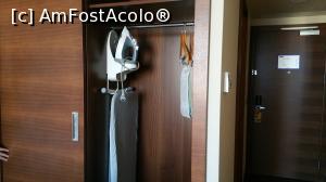 [P21] Superconfortabil - Hilton Garden Inn Kutahya - holul şi dulapul » foto by nicole33
 - 
<span class="allrVoted glyphicon glyphicon-heart hidden" id="av1095471"></span>
<a class="m-l-10 hidden" id="sv1095471" onclick="voting_Foto_DelVot(,1095471,11135)" role="button">șterge vot <span class="glyphicon glyphicon-remove"></span></a>
<a id="v91095471" class=" c-red"  onclick="voting_Foto_SetVot(1095471)" role="button"><span class="glyphicon glyphicon-heart-empty"></span> <b>LIKE</b> = Votează poza</a> <img class="hidden"  id="f1095471W9" src="/imagini/loader.gif" border="0" /><span class="AjErrMes hidden" id="e1095471ErM"></span>
