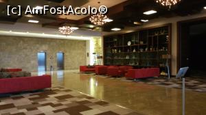 [P35] Superconfortabil - Hilton Garden Inn Kutahya - prin lobby » foto by nicole33
 - 
<span class="allrVoted glyphicon glyphicon-heart hidden" id="av1095485"></span>
<a class="m-l-10 hidden" id="sv1095485" onclick="voting_Foto_DelVot(,1095485,11135)" role="button">șterge vot <span class="glyphicon glyphicon-remove"></span></a>
<a id="v91095485" class=" c-red"  onclick="voting_Foto_SetVot(1095485)" role="button"><span class="glyphicon glyphicon-heart-empty"></span> <b>LIKE</b> = Votează poza</a> <img class="hidden"  id="f1095485W9" src="/imagini/loader.gif" border="0" /><span class="AjErrMes hidden" id="e1095485ErM"></span>
