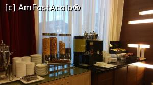 [P50] Superconfortabil - Hilton Garden Inn Kutahya - la micul dejun » foto by nicole33
 - 
<span class="allrVoted glyphicon glyphicon-heart hidden" id="av1095500"></span>
<a class="m-l-10 hidden" id="sv1095500" onclick="voting_Foto_DelVot(,1095500,11135)" role="button">șterge vot <span class="glyphicon glyphicon-remove"></span></a>
<a id="v91095500" class=" c-red"  onclick="voting_Foto_SetVot(1095500)" role="button"><span class="glyphicon glyphicon-heart-empty"></span> <b>LIKE</b> = Votează poza</a> <img class="hidden"  id="f1095500W9" src="/imagini/loader.gif" border="0" /><span class="AjErrMes hidden" id="e1095500ErM"></span>