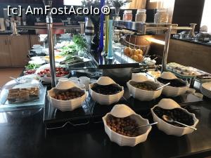 [P54] Superconfortabil - Hilton Garden Inn Kutahya - la micul dejun » foto by nicole33
 - 
<span class="allrVoted glyphicon glyphicon-heart hidden" id="av1095504"></span>
<a class="m-l-10 hidden" id="sv1095504" onclick="voting_Foto_DelVot(,1095504,11135)" role="button">șterge vot <span class="glyphicon glyphicon-remove"></span></a>
<a id="v91095504" class=" c-red"  onclick="voting_Foto_SetVot(1095504)" role="button"><span class="glyphicon glyphicon-heart-empty"></span> <b>LIKE</b> = Votează poza</a> <img class="hidden"  id="f1095504W9" src="/imagini/loader.gif" border="0" /><span class="AjErrMes hidden" id="e1095504ErM"></span>
