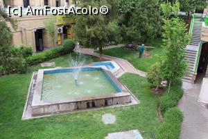 [P64] Isfahan, Fântână arteziană stradală în zona amenajată de lângă Hotelul Abbasi » foto by mprofeanu
 - 
<span class="allrVoted glyphicon glyphicon-heart hidden" id="av968334"></span>
<a class="m-l-10 hidden" id="sv968334" onclick="voting_Foto_DelVot(,968334,11142)" role="button">șterge vot <span class="glyphicon glyphicon-remove"></span></a>
<a id="v9968334" class=" c-red"  onclick="voting_Foto_SetVot(968334)" role="button"><span class="glyphicon glyphicon-heart-empty"></span> <b>LIKE</b> = Votează poza</a> <img class="hidden"  id="f968334W9" src="/imagini/loader.gif" border="0" /><span class="AjErrMes hidden" id="e968334ErM"></span>