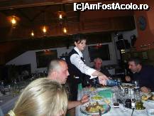[P25] 'Fata zambitoare' - mare arta si stil. Bravo. Restaurant Vanatorul. » foto by TraianS
 - 
<span class="allrVoted glyphicon glyphicon-heart hidden" id="av307343"></span>
<a class="m-l-10 hidden" id="sv307343" onclick="voting_Foto_DelVot(,307343,11176)" role="button">șterge vot <span class="glyphicon glyphicon-remove"></span></a>
<a id="v9307343" class=" c-red"  onclick="voting_Foto_SetVot(307343)" role="button"><span class="glyphicon glyphicon-heart-empty"></span> <b>LIKE</b> = Votează poza</a> <img class="hidden"  id="f307343W9" src="/imagini/loader.gif" border="0" /><span class="AjErrMes hidden" id="e307343ErM"></span>