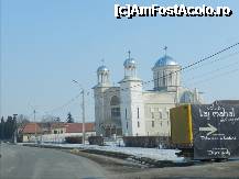 [P04] Langa biserica Prejmer, Biserica Ortodoxa. E interesant de observat cele doua tipuri de arhitectura (ortodoxa - influentata de Bizant si cea germana de Vest). Daca faceti dreapta ajungeti la Clubul 'Taj Mahal' - 'fetele intra gratis' :) » foto by TraianS
 - 
<span class="allrVoted glyphicon glyphicon-heart hidden" id="av307322"></span>
<a class="m-l-10 hidden" id="sv307322" onclick="voting_Foto_DelVot(,307322,11176)" role="button">șterge vot <span class="glyphicon glyphicon-remove"></span></a>
<a id="v9307322" class=" c-red"  onclick="voting_Foto_SetVot(307322)" role="button"><span class="glyphicon glyphicon-heart-empty"></span> <b>LIKE</b> = Votează poza</a> <img class="hidden"  id="f307322W9" src="/imagini/loader.gif" border="0" /><span class="AjErrMes hidden" id="e307322ErM"></span>