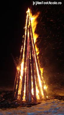 [P05] Frumosul foc de tabara. » foto by balasa violeta
 - 
<span class="allrVoted glyphicon glyphicon-heart hidden" id="av302504"></span>
<a class="m-l-10 hidden" id="sv302504" onclick="voting_Foto_DelVot(,302504,11176)" role="button">șterge vot <span class="glyphicon glyphicon-remove"></span></a>
<a id="v9302504" class=" c-red"  onclick="voting_Foto_SetVot(302504)" role="button"><span class="glyphicon glyphicon-heart-empty"></span> <b>LIKE</b> = Votează poza</a> <img class="hidden"  id="f302504W9" src="/imagini/loader.gif" border="0" /><span class="AjErrMes hidden" id="e302504ErM"></span>