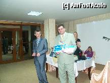 [P10] Subsemnatul premiat pentru umila mea contributie pe site. » foto by pepsi70ro
 - 
<span class="allrVoted glyphicon glyphicon-heart hidden" id="av307672"></span>
<a class="m-l-10 hidden" id="sv307672" onclick="voting_Foto_DelVot(,307672,11176)" role="button">șterge vot <span class="glyphicon glyphicon-remove"></span></a>
<a id="v9307672" class=" c-red"  onclick="voting_Foto_SetVot(307672)" role="button"><span class="glyphicon glyphicon-heart-empty"></span> <b>LIKE</b> = Votează poza</a> <img class="hidden"  id="f307672W9" src="/imagini/loader.gif" border="0" /><span class="AjErrMes hidden" id="e307672ErM"></span>