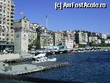 [P01] Savona - Orasul vechi, turnul din port si statuia omului cu felinarul. » foto by iulianic
 - 
<span class="allrVoted glyphicon glyphicon-heart hidden" id="av302880"></span>
<a class="m-l-10 hidden" id="sv302880" onclick="voting_Foto_DelVot(,302880,11190)" role="button">șterge vot <span class="glyphicon glyphicon-remove"></span></a>
<a id="v9302880" class=" c-red"  onclick="voting_Foto_SetVot(302880)" role="button"><span class="glyphicon glyphicon-heart-empty"></span> <b>LIKE</b> = Votează poza</a> <img class="hidden"  id="f302880W9" src="/imagini/loader.gif" border="0" /><span class="AjErrMes hidden" id="e302880ErM"></span>