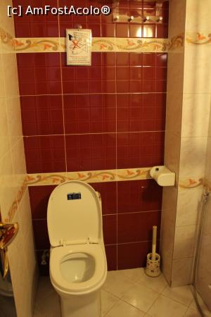 [P26] Isfahan, Hotelul Hasht Behesht Apartment, Baia nu prea mare, ...  » foto by mprofeanu
 - 
<span class="allrVoted glyphicon glyphicon-heart hidden" id="av862249"></span>
<a class="m-l-10 hidden" id="sv862249" onclick="voting_Foto_DelVot(,862249,11196)" role="button">șterge vot <span class="glyphicon glyphicon-remove"></span></a>
<a id="v9862249" class=" c-red"  onclick="voting_Foto_SetVot(862249)" role="button"><span class="glyphicon glyphicon-heart-empty"></span> <b>LIKE</b> = Votează poza</a> <img class="hidden"  id="f862249W9" src="/imagini/loader.gif" border="0" /><span class="AjErrMes hidden" id="e862249ErM"></span>