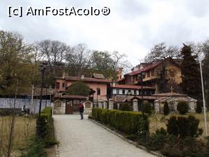 [P03] Mănăstirea cu hramul Sf. Constantin şi Elena din staţiunea omonimă » foto by irinad
 - 
<span class="allrVoted glyphicon glyphicon-heart hidden" id="av848401"></span>
<a class="m-l-10 hidden" id="sv848401" onclick="voting_Foto_DelVot(,848401,11202)" role="button">șterge vot <span class="glyphicon glyphicon-remove"></span></a>
<a id="v9848401" class=" c-red"  onclick="voting_Foto_SetVot(848401)" role="button"><span class="glyphicon glyphicon-heart-empty"></span> <b>LIKE</b> = Votează poza</a> <img class="hidden"  id="f848401W9" src="/imagini/loader.gif" border="0" /><span class="AjErrMes hidden" id="e848401ErM"></span>