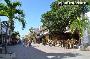 [P02] instantanee din Playa del Carmen » foto by Richard
 - 
<span class="allrVoted glyphicon glyphicon-heart hidden" id="av610370"></span>
<a class="m-l-10 hidden" id="sv610370" onclick="voting_Foto_DelVot(,610370,11226)" role="button">șterge vot <span class="glyphicon glyphicon-remove"></span></a>
<a id="v9610370" class=" c-red"  onclick="voting_Foto_SetVot(610370)" role="button"><span class="glyphicon glyphicon-heart-empty"></span> <b>LIKE</b> = Votează poza</a> <img class="hidden"  id="f610370W9" src="/imagini/loader.gif" border="0" /><span class="AjErrMes hidden" id="e610370ErM"></span>