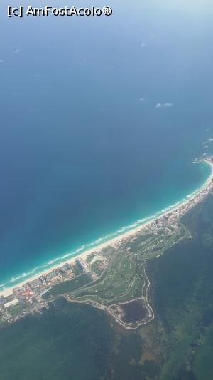 [P05] Riviera Maya vazuta din avion » foto by MoniQ69
 - 
<span class="allrVoted glyphicon glyphicon-heart hidden" id="av756833"></span>
<a class="m-l-10 hidden" id="sv756833" onclick="voting_Foto_DelVot(,756833,11226)" role="button">șterge vot <span class="glyphicon glyphicon-remove"></span></a>
<a id="v9756833" class=" c-red"  onclick="voting_Foto_SetVot(756833)" role="button"><span class="glyphicon glyphicon-heart-empty"></span> <b>LIKE</b> = Votează poza</a> <img class="hidden"  id="f756833W9" src="/imagini/loader.gif" border="0" /><span class="AjErrMes hidden" id="e756833ErM"></span>