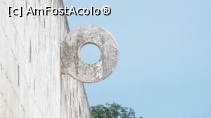 [P12] vestita gaura prin care trebuia bagata migea cu genunchiul onoarea capitanului echipei castigatoare era sa i se taie capul
chicheh-itza » foto by dan39
 - 
<span class="allrVoted glyphicon glyphicon-heart hidden" id="av710900"></span>
<a class="m-l-10 hidden" id="sv710900" onclick="voting_Foto_DelVot(,710900,11226)" role="button">șterge vot <span class="glyphicon glyphicon-remove"></span></a>
<a id="v9710900" class=" c-red"  onclick="voting_Foto_SetVot(710900)" role="button"><span class="glyphicon glyphicon-heart-empty"></span> <b>LIKE</b> = Votează poza</a> <img class="hidden"  id="f710900W9" src="/imagini/loader.gif" border="0" /><span class="AjErrMes hidden" id="e710900ErM"></span>
