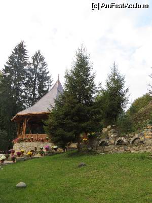 [P03] Foișorul de lângă biserică » foto by tata123 🔱
 - 
<span class="allrVoted glyphicon glyphicon-heart hidden" id="av517289"></span>
<a class="m-l-10 hidden" id="sv517289" onclick="voting_Foto_DelVot(,517289,11234)" role="button">șterge vot <span class="glyphicon glyphicon-remove"></span></a>
<a id="v9517289" class=" c-red"  onclick="voting_Foto_SetVot(517289)" role="button"><span class="glyphicon glyphicon-heart-empty"></span> <b>LIKE</b> = Votează poza</a> <img class="hidden"  id="f517289W9" src="/imagini/loader.gif" border="0" /><span class="AjErrMes hidden" id="e517289ErM"></span>