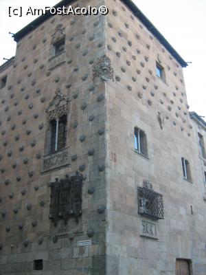 [P19] Casa de las Conchas » foto by cristina47*
 - 
<span class="allrVoted glyphicon glyphicon-heart hidden" id="av839929"></span>
<a class="m-l-10 hidden" id="sv839929" onclick="voting_Foto_DelVot(,839929,11267)" role="button">șterge vot <span class="glyphicon glyphicon-remove"></span></a>
<a id="v9839929" class=" c-red"  onclick="voting_Foto_SetVot(839929)" role="button"><span class="glyphicon glyphicon-heart-empty"></span> <b>LIKE</b> = Votează poza</a> <img class="hidden"  id="f839929W9" src="/imagini/loader.gif" border="0" /><span class="AjErrMes hidden" id="e839929ErM"></span>
