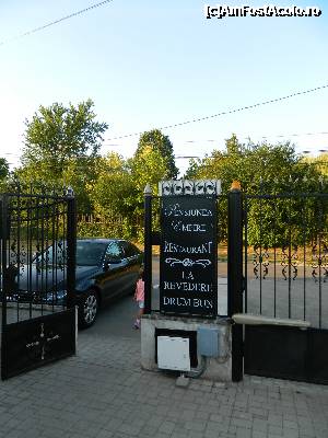 [P05] intrare » foto by MrCod
 - 
<span class="allrVoted glyphicon glyphicon-heart hidden" id="av355640"></span>
<a class="m-l-10 hidden" id="sv355640" onclick="voting_Foto_DelVot(,355640,11273)" role="button">șterge vot <span class="glyphicon glyphicon-remove"></span></a>
<a id="v9355640" class=" c-red"  onclick="voting_Foto_SetVot(355640)" role="button"><span class="glyphicon glyphicon-heart-empty"></span> <b>LIKE</b> = Votează poza</a> <img class="hidden"  id="f355640W9" src="/imagini/loader.gif" border="0" /><span class="AjErrMes hidden" id="e355640ErM"></span>