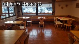 [P08] sala de mesa 2 » foto by dorin4x4
 - 
<span class="allrVoted glyphicon glyphicon-heart hidden" id="av939155"></span>
<a class="m-l-10 hidden" id="sv939155" onclick="voting_Foto_DelVot(,939155,11275)" role="button">șterge vot <span class="glyphicon glyphicon-remove"></span></a>
<a id="v9939155" class=" c-red"  onclick="voting_Foto_SetVot(939155)" role="button"><span class="glyphicon glyphicon-heart-empty"></span> <b>LIKE</b> = Votează poza</a> <img class="hidden"  id="f939155W9" src="/imagini/loader.gif" border="0" /><span class="AjErrMes hidden" id="e939155ErM"></span>