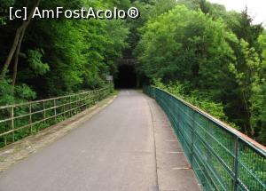 [P28] Drumul pentru biciclisti si pietoni a fost mult usurat » foto by Radu Tudoran
 - 
<span class="allrVoted glyphicon glyphicon-heart hidden" id="av1003867"></span>
<a class="m-l-10 hidden" id="sv1003867" onclick="voting_Foto_DelVot(,1003867,11302)" role="button">șterge vot <span class="glyphicon glyphicon-remove"></span></a>
<a id="v91003867" class=" c-red"  onclick="voting_Foto_SetVot(1003867)" role="button"><span class="glyphicon glyphicon-heart-empty"></span> <b>LIKE</b> = Votează poza</a> <img class="hidden"  id="f1003867W9" src="/imagini/loader.gif" border="0" /><span class="AjErrMes hidden" id="e1003867ErM"></span>