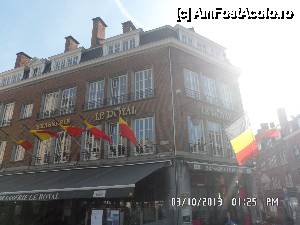 [P25] cladire din zona Pietei Teatrului din Namur » foto by amero
 - 
<span class="allrVoted glyphicon glyphicon-heart hidden" id="av484441"></span>
<a class="m-l-10 hidden" id="sv484441" onclick="voting_Foto_DelVot(,484441,11324)" role="button">șterge vot <span class="glyphicon glyphicon-remove"></span></a>
<a id="v9484441" class=" c-red"  onclick="voting_Foto_SetVot(484441)" role="button"><span class="glyphicon glyphicon-heart-empty"></span> <b>LIKE</b> = Votează poza</a> <img class="hidden"  id="f484441W9" src="/imagini/loader.gif" border="0" /><span class="AjErrMes hidden" id="e484441ErM"></span>