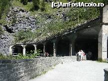 [P20] Viaductul in toata maretia sa, construit pe stanca, la Via Mala » foto by ileanaxperta*
 - 
<span class="allrVoted glyphicon glyphicon-heart hidden" id="av307543"></span>
<a class="m-l-10 hidden" id="sv307543" onclick="voting_Foto_DelVot(,307543,11342)" role="button">șterge vot <span class="glyphicon glyphicon-remove"></span></a>
<a id="v9307543" class=" c-red"  onclick="voting_Foto_SetVot(307543)" role="button"><span class="glyphicon glyphicon-heart-empty"></span> <b>LIKE</b> = Votează poza</a> <img class="hidden"  id="f307543W9" src="/imagini/loader.gif" border="0" /><span class="AjErrMes hidden" id="e307543ErM"></span>