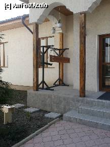 [P06] aici se bate toaca
cladirea in care se pot tine parastasuri » foto by amero
 - 
<span class="allrVoted glyphicon glyphicon-heart hidden" id="av307616"></span>
<a class="m-l-10 hidden" id="sv307616" onclick="voting_Foto_DelVot(,307616,11344)" role="button">șterge vot <span class="glyphicon glyphicon-remove"></span></a>
<a id="v9307616" class=" c-red"  onclick="voting_Foto_SetVot(307616)" role="button"><span class="glyphicon glyphicon-heart-empty"></span> <b>LIKE</b> = Votează poza</a> <img class="hidden"  id="f307616W9" src="/imagini/loader.gif" border="0" /><span class="AjErrMes hidden" id="e307616ErM"></span>