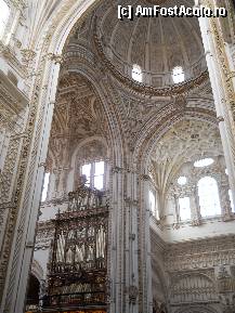 [P43] Mezquita catedrala » foto by DaniX
 - 
<span class="allrVoted glyphicon glyphicon-heart hidden" id="av307719"></span>
<a class="m-l-10 hidden" id="sv307719" onclick="voting_Foto_DelVot(,307719,11345)" role="button">șterge vot <span class="glyphicon glyphicon-remove"></span></a>
<a id="v9307719" class=" c-red"  onclick="voting_Foto_SetVot(307719)" role="button"><span class="glyphicon glyphicon-heart-empty"></span> <b>LIKE</b> = Votează poza</a> <img class="hidden"  id="f307719W9" src="/imagini/loader.gif" border="0" /><span class="AjErrMes hidden" id="e307719ErM"></span>