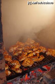 [P11] Cina...pe gratar » foto by private_rayen
 - 
<span class="allrVoted glyphicon glyphicon-heart hidden" id="av308282"></span>
<a class="m-l-10 hidden" id="sv308282" onclick="voting_Foto_DelVot(,308282,11364)" role="button">șterge vot <span class="glyphicon glyphicon-remove"></span></a>
<a id="v9308282" class=" c-red"  onclick="voting_Foto_SetVot(308282)" role="button"><span class="glyphicon glyphicon-heart-empty"></span> <b>LIKE</b> = Votează poza</a> <img class="hidden"  id="f308282W9" src="/imagini/loader.gif" border="0" /><span class="AjErrMes hidden" id="e308282ErM"></span>