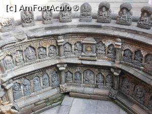 [P41] Patan - În Piața Patan Durbar. » foto by iulianic
 - 
<span class="allrVoted glyphicon glyphicon-heart hidden" id="av1468704"></span>
<a class="m-l-10 hidden" id="sv1468704" onclick="voting_Foto_DelVot(,1468704,11367)" role="button">șterge vot <span class="glyphicon glyphicon-remove"></span></a>
<a id="v91468704" class=" c-red"  onclick="voting_Foto_SetVot(1468704)" role="button"><span class="glyphicon glyphicon-heart-empty"></span> <b>LIKE</b> = Votează poza</a> <img class="hidden"  id="f1468704W9" src="/imagini/loader.gif" border="0" /><span class="AjErrMes hidden" id="e1468704ErM"></span>