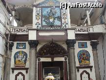 [P12] Intrarea in templul hindus Pashupatinath; din pacate,cam asta e cam tot ce am putut fotografia,pt ca non-hindusii nu au acces in templu » foto by cristina65
 - 
<span class="allrVoted glyphicon glyphicon-heart hidden" id="av308538"></span>
<a class="m-l-10 hidden" id="sv308538" onclick="voting_Foto_DelVot(,308538,11367)" role="button">șterge vot <span class="glyphicon glyphicon-remove"></span></a>
<a id="v9308538" class=" c-red"  onclick="voting_Foto_SetVot(308538)" role="button"><span class="glyphicon glyphicon-heart-empty"></span> <b>LIKE</b> = Votează poza</a> <img class="hidden"  id="f308538W9" src="/imagini/loader.gif" border="0" /><span class="AjErrMes hidden" id="e308538ErM"></span>