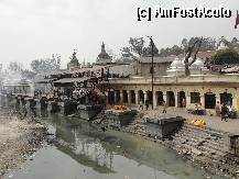 [P14] Pe malul raului Bagmati,ruguri pregatite pt incinerare » foto by cristina65
 - 
<span class="allrVoted glyphicon glyphicon-heart hidden" id="av308540"></span>
<a class="m-l-10 hidden" id="sv308540" onclick="voting_Foto_DelVot(,308540,11367)" role="button">șterge vot <span class="glyphicon glyphicon-remove"></span></a>
<a id="v9308540" class=" c-red"  onclick="voting_Foto_SetVot(308540)" role="button"><span class="glyphicon glyphicon-heart-empty"></span> <b>LIKE</b> = Votează poza</a> <img class="hidden"  id="f308540W9" src="/imagini/loader.gif" border="0" /><span class="AjErrMes hidden" id="e308540ErM"></span>