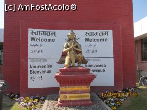 [P01] Dupa aterizarea pe aeroportul din Kathmandu.  » foto by Soso42
 - 
<span class="allrVoted glyphicon glyphicon-heart hidden" id="av963943"></span>
<a class="m-l-10 hidden" id="sv963943" onclick="voting_Foto_DelVot(,963943,11367)" role="button">șterge vot <span class="glyphicon glyphicon-remove"></span></a>
<a id="v9963943" class=" c-red"  onclick="voting_Foto_SetVot(963943)" role="button"><span class="glyphicon glyphicon-heart-empty"></span> <b>LIKE</b> = Votează poza</a> <img class="hidden"  id="f963943W9" src="/imagini/loader.gif" border="0" /><span class="AjErrMes hidden" id="e963943ErM"></span>