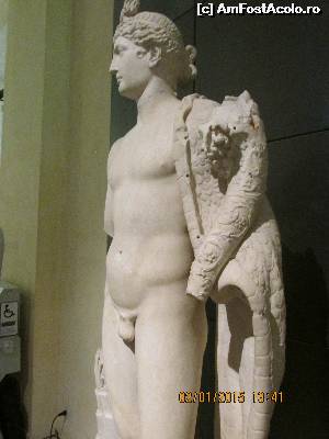 [P17] statuie masculina castrata :D » foto by adri-nico
 - 
<span class="allrVoted glyphicon glyphicon-heart hidden" id="av584554"></span>
<a class="m-l-10 hidden" id="sv584554" onclick="voting_Foto_DelVot(,584554,11412)" role="button">șterge vot <span class="glyphicon glyphicon-remove"></span></a>
<a id="v9584554" class=" c-red"  onclick="voting_Foto_SetVot(584554)" role="button"><span class="glyphicon glyphicon-heart-empty"></span> <b>LIKE</b> = Votează poza</a> <img class="hidden"  id="f584554W9" src="/imagini/loader.gif" border="0" /><span class="AjErrMes hidden" id="e584554ErM"></span>