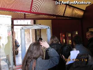 [P06] intrarea securizata » foto by adri-nico
 - 
<span class="allrVoted glyphicon glyphicon-heart hidden" id="av584543"></span>
<a class="m-l-10 hidden" id="sv584543" onclick="voting_Foto_DelVot(,584543,11412)" role="button">șterge vot <span class="glyphicon glyphicon-remove"></span></a>
<a id="v9584543" class=" c-red"  onclick="voting_Foto_SetVot(584543)" role="button"><span class="glyphicon glyphicon-heart-empty"></span> <b>LIKE</b> = Votează poza</a> <img class="hidden"  id="f584543W9" src="/imagini/loader.gif" border="0" /><span class="AjErrMes hidden" id="e584543ErM"></span>