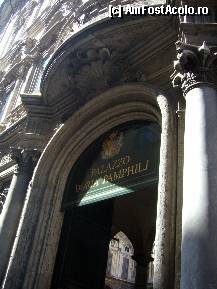 [P01] Galeria Doria Pamphilj, intrarea dinspre Via del Corso » foto by magdalena
 - 
<span class="allrVoted glyphicon glyphicon-heart hidden" id="av284307"></span>
<a class="m-l-10 hidden" id="sv284307" onclick="voting_Foto_DelVot(,284307,11412)" role="button">șterge vot <span class="glyphicon glyphicon-remove"></span></a>
<a id="v9284307" class=" c-red"  onclick="voting_Foto_SetVot(284307)" role="button"><span class="glyphicon glyphicon-heart-empty"></span> <b>LIKE</b> = Votează poza</a> <img class="hidden"  id="f284307W9" src="/imagini/loader.gif" border="0" /><span class="AjErrMes hidden" id="e284307ErM"></span>